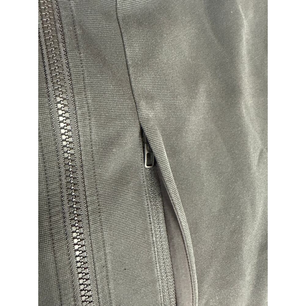 Lululemon sojourn warpstreme jacket men’s M - Picture 9 of 15